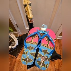 Maui and Sons Flip Flops  (Size 12)